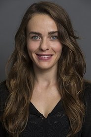 Tuğba Çom 头像