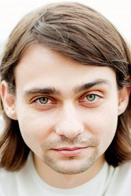 Максим Свешников 头像