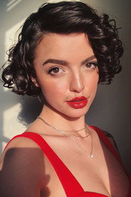 Emmaline 头像
