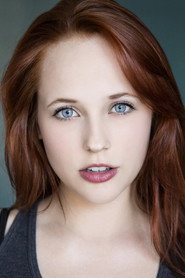Nicole Elliott 头像