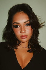 Avani Gregg 头像