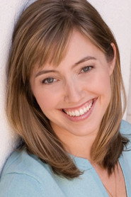Emily Bach 头像