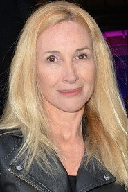 Isabelle Doval 头像