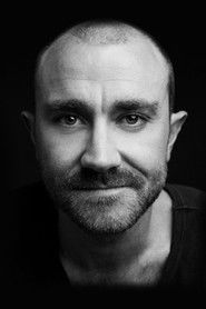 Josh McConville 头像
