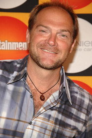 Les Stroud 头像