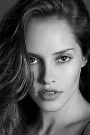Anni Barros 头像