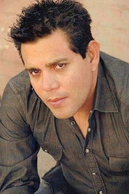 Raul Julia Jr. 头像