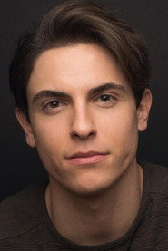 Derek Klena 头像