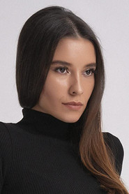 Açelya Özcan 头像