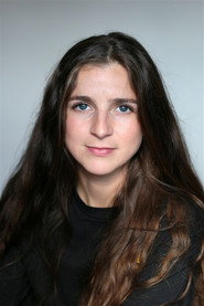 Esther Valding 头像