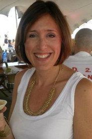 Louise Goodall 头像