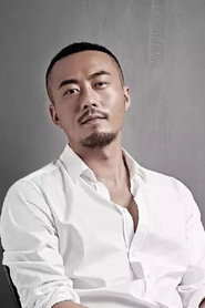 王菁 头像