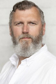 Stephen Oswald 头像