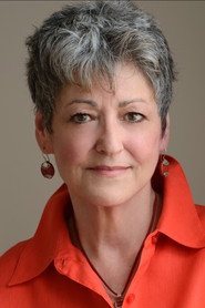 Claire Calarco 头像