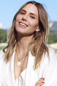 Lívia de Bueno 头像