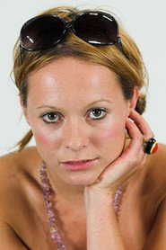 Mária Dobra 头像