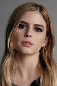 Carlson Young 头像