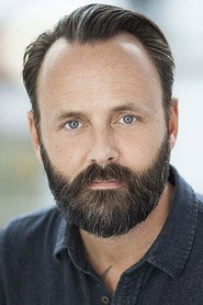 Joel McNichol 头像