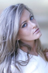 Holly Weber 头像