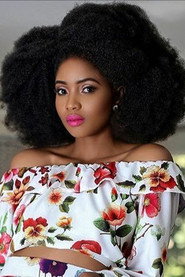 Lunathi Mampofu 头像
