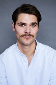 Henning Flüsloh 头像