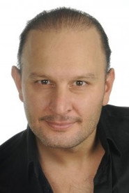 Şafak Karali 头像