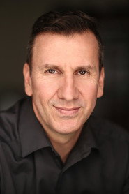 Simon Longmore 头像