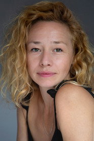 Ellie Piercy 头像
