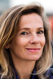Joanna Bator 头像