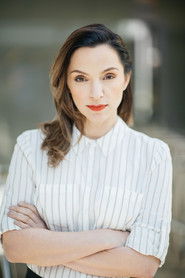 Angela Galanopoulos 头像
