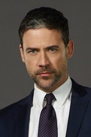 Adam Rayner 头像