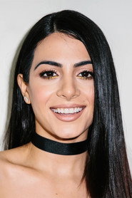 Emeraude Toubia 头像