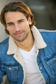 Skyler Hart 头像