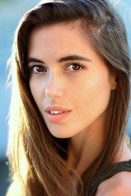 Rebecca Summers 头像
