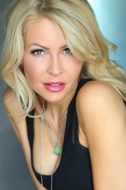 Madeleine Wade 头像