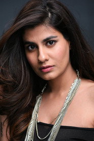 Shreya Dhanwanthary 头像