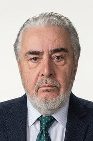 Uğur Yücel 头像