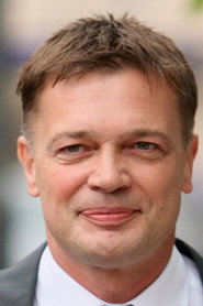 Andrew Wakefield 头像