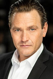 Neil Charlesworth 头像