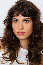 Giovanna Grigio 头像