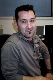Greg Tiernan 头像
