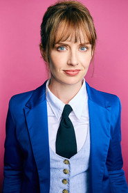 Christie Nicholls 头像