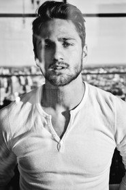 Adam Budron 头像