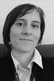 Louise Bagnall 头像