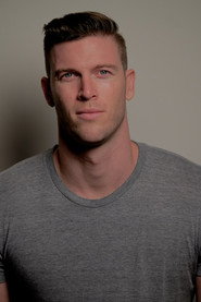 Daniel Mackey 头像