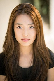 Kirstin Leigh 头像
