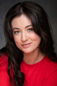 Madeleine Adams 头像