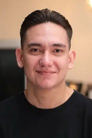 Adipati Dolken 头像