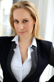 Kelly Karbacz 头像