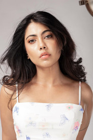 Nayana Elza 头像